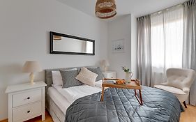 Lion Apartments - Amalfi Quiet Family 3 Bedr Apartment